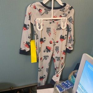 Little boy pajamas  size 4t NEW with tags